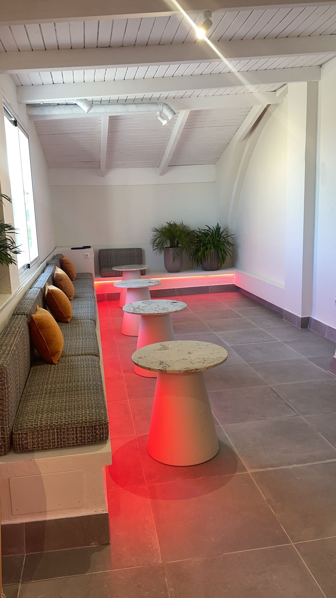 Nota Blu sala fumadores 1